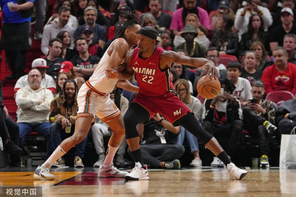 在比分被追 在比分被追