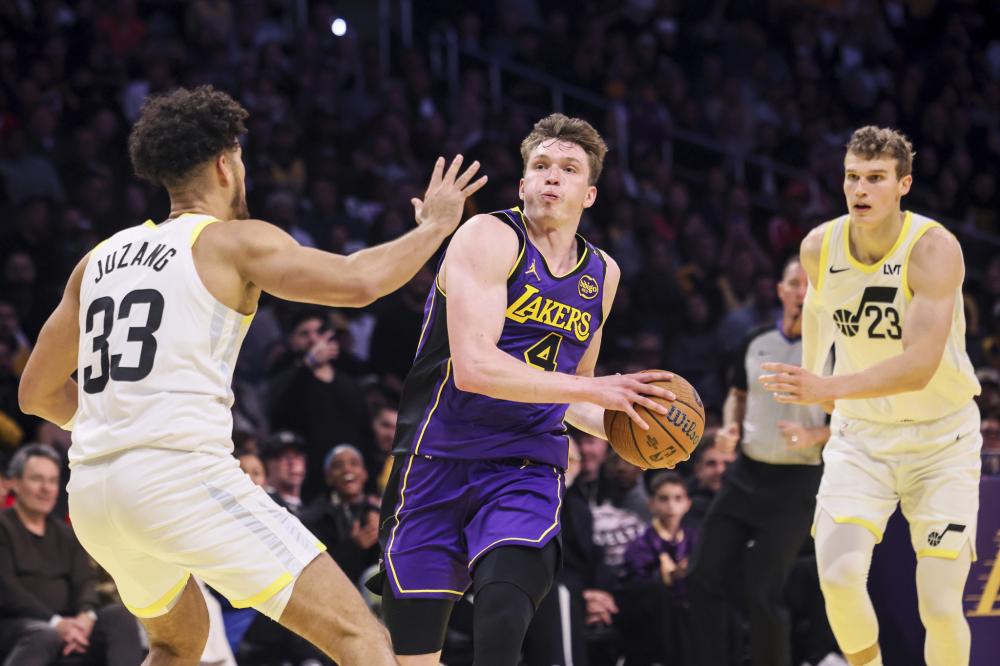 进攻端的强 进攻端的强